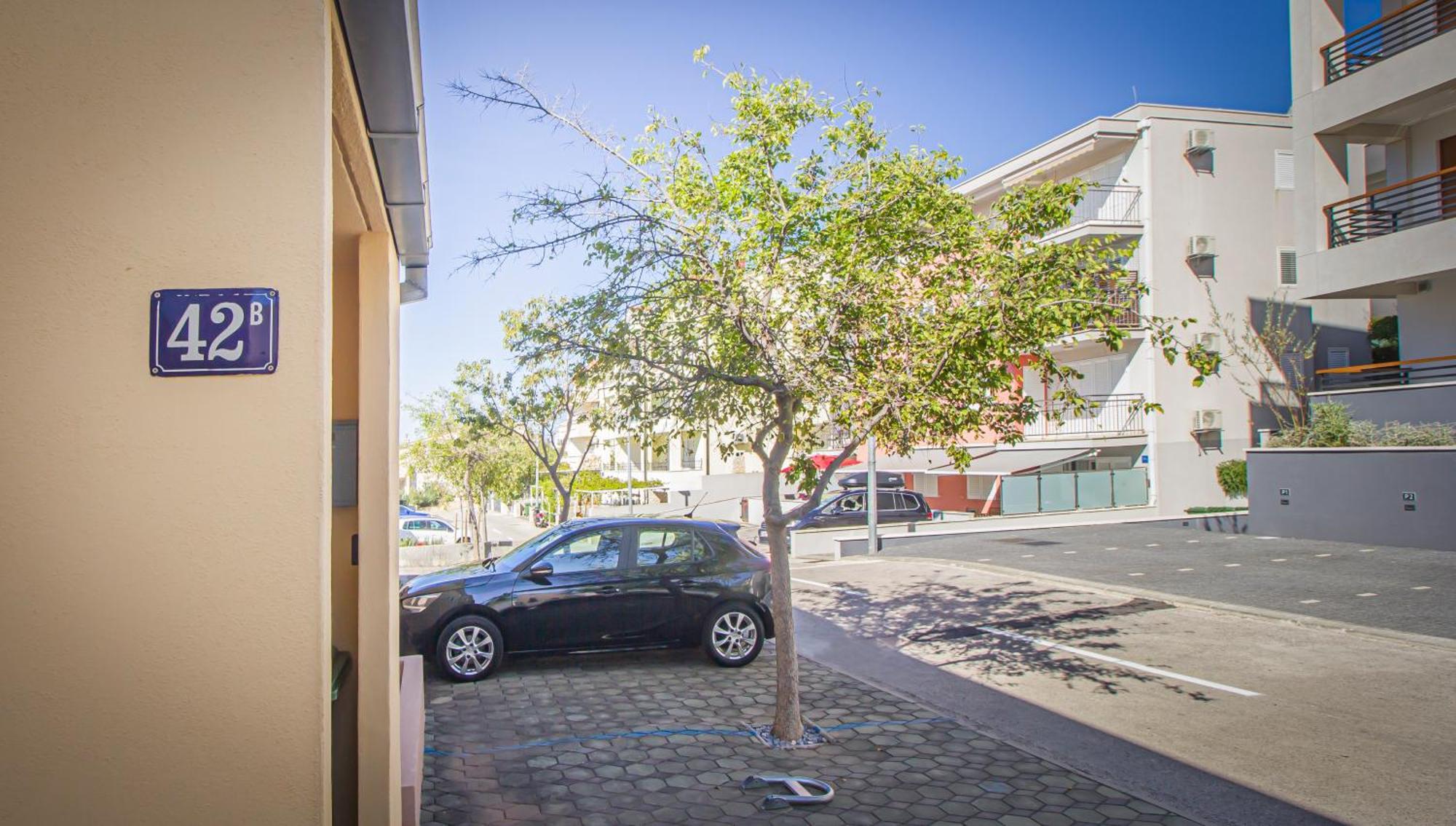 Apartment Anita With Amazing Sea View Makarska Exterior foto