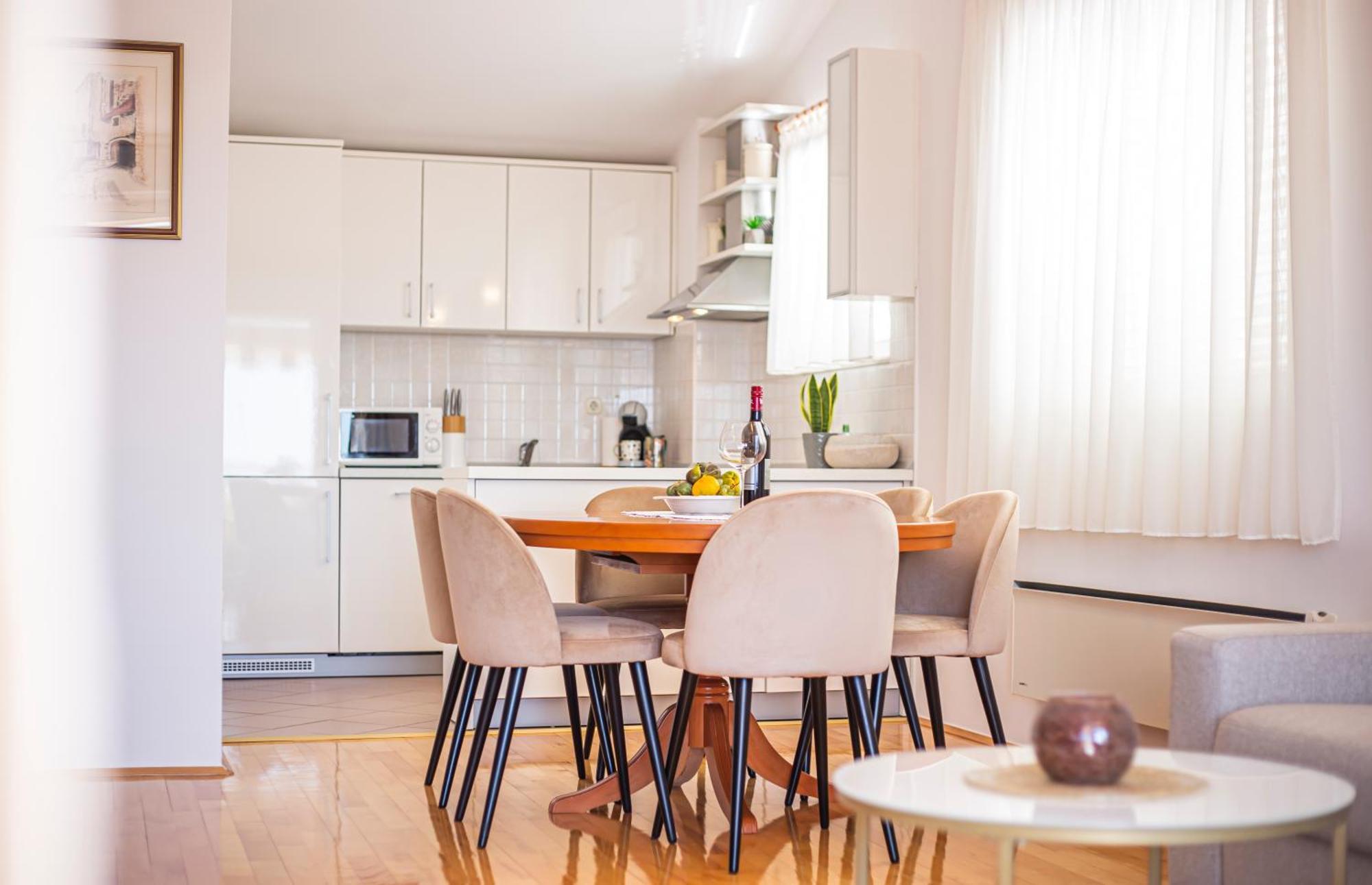 Apartment Anita With Amazing Sea View Makarska Exterior foto