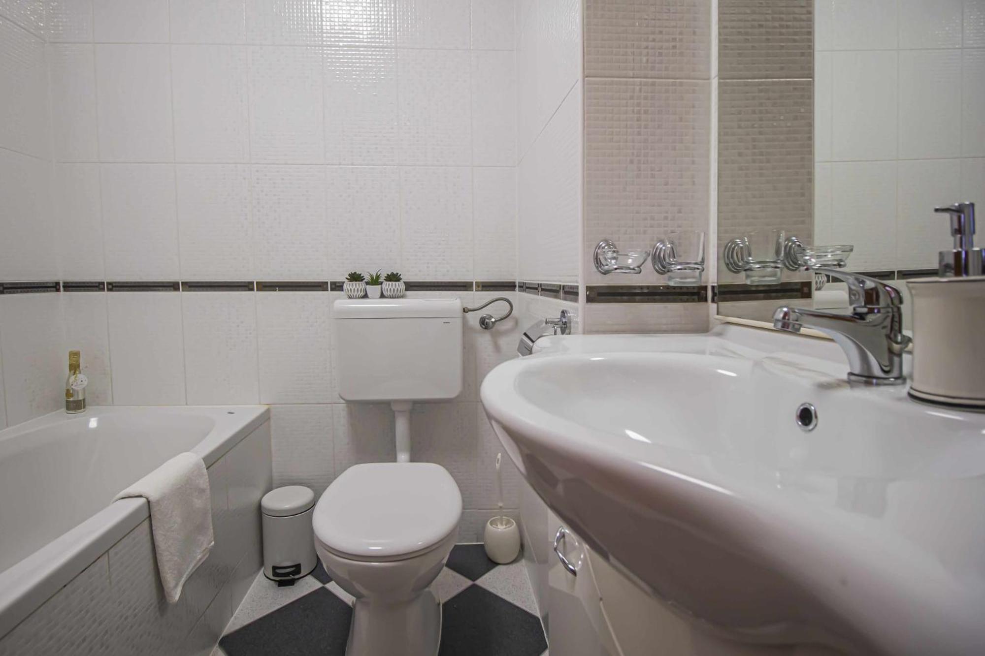 Apartment Anita With Amazing Sea View Makarska Exterior foto